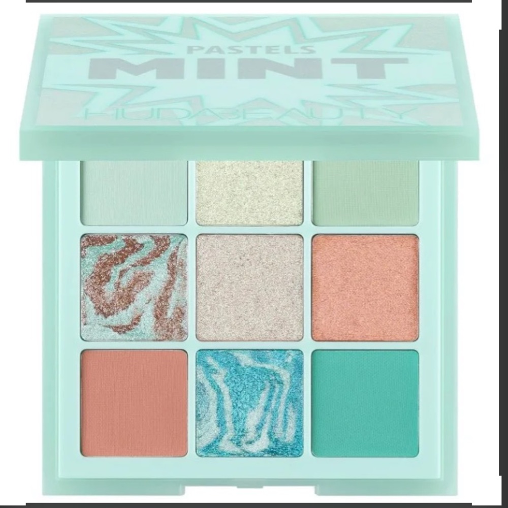 Huda Beauty Pastels Mint Obsessions Eyeshadow Palette